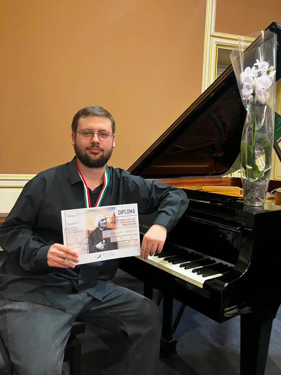 Начало учебного года ознаменовано  победой выпускника нашей школы Александра Владиславо...