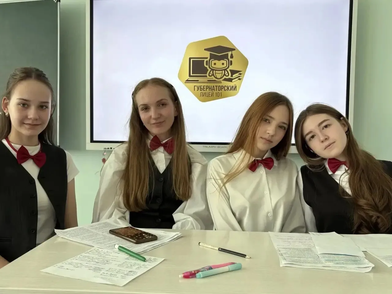 ⚡️ Чемпион определён!  Финал Федерального кубка по коммуникативным боям завершён. Три команды. Один 
