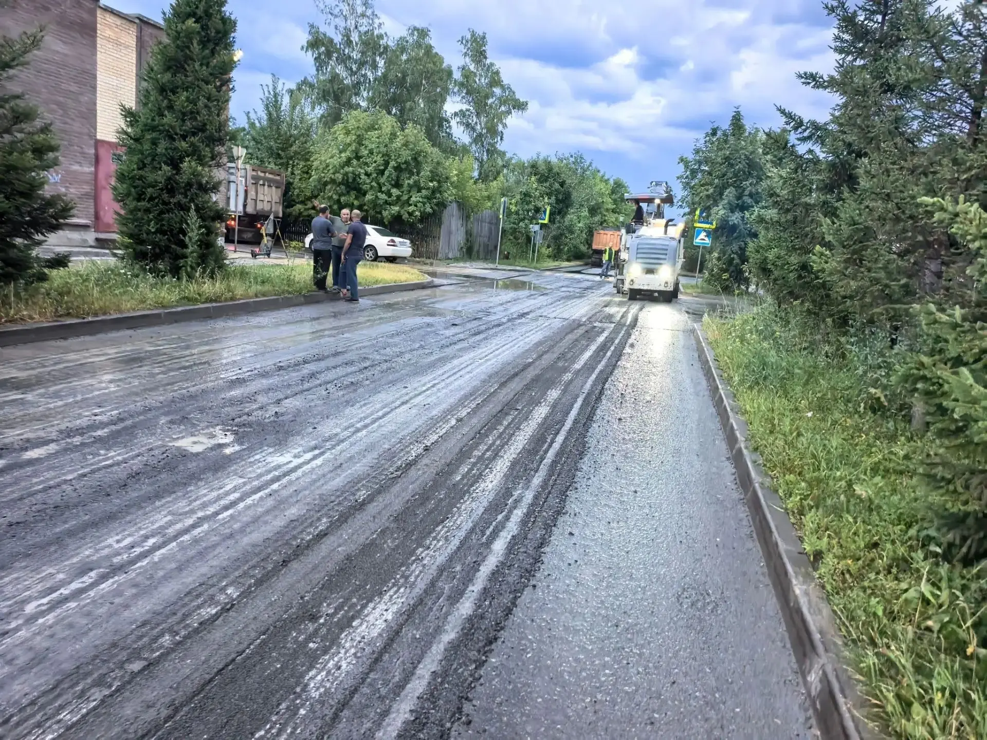 Краснообск | ВАСХНИЛ | Новосибирск🏡

Вниманию жителей посёлка!

Сегодня, 18 июля, силами подрядной 