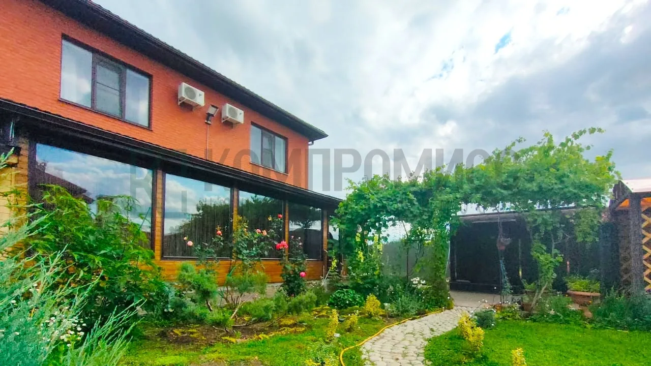 🏠 ID 109403385 Адрес: Краснодарский край, тер. ДНТ Виктория, Карасунский р-н  📍 Просторный кирпичный