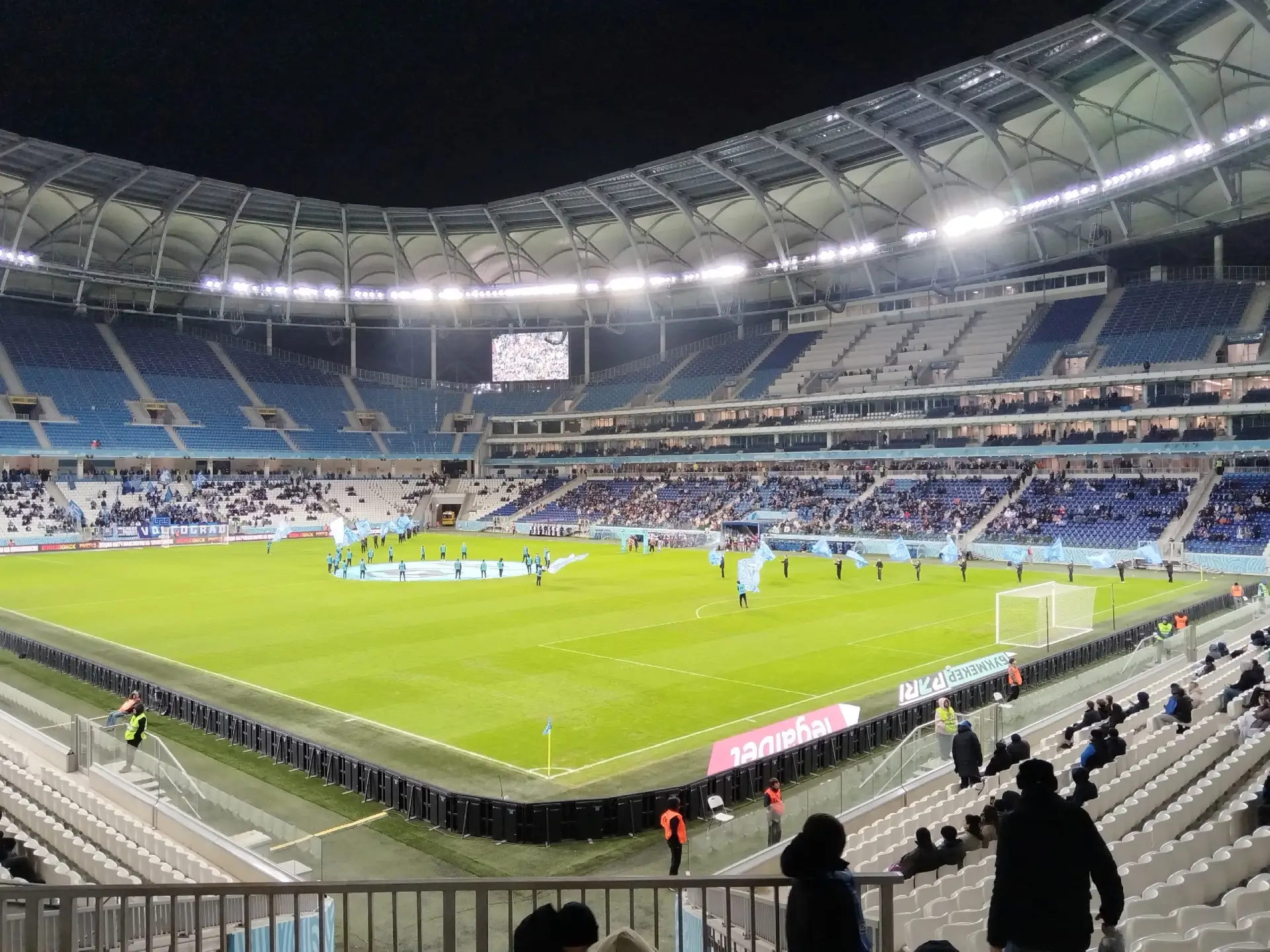 Ученики нашей школы на футбольном матче «Ротор» — «Факел» 🏟️  Наши ученики посетили захватывающий фу