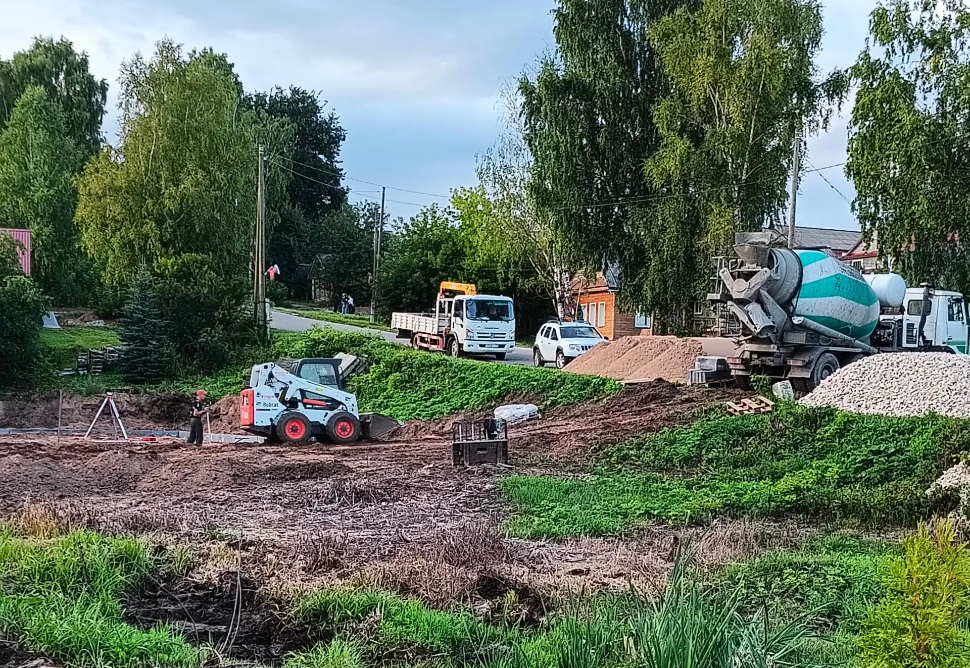 На ул. Кирова, 55 посёлка Верхошижемье началось благоустройство места отдыха