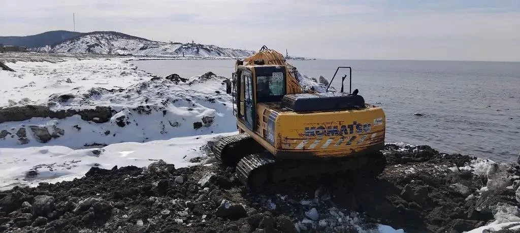 С уверенностью могу констатировать, что паводкоопасный период на территории Углегорского района счит