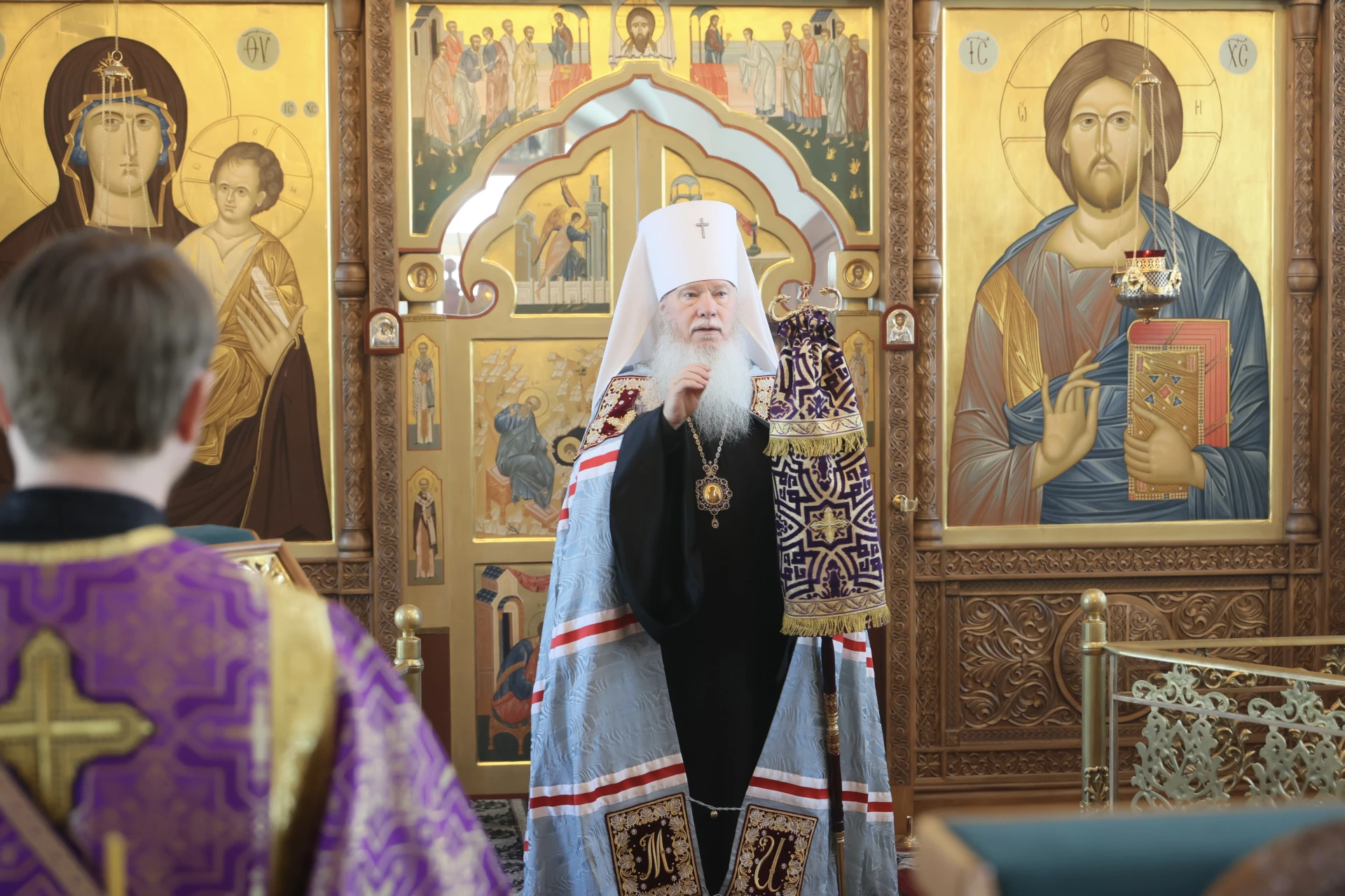 ВОСКРЕСНЫЕ БОГОСЛУЖЕНИЯ В ОДИГИТРИЕВСКОМ СОБОРЕ Г. УЛАН-УДЭ