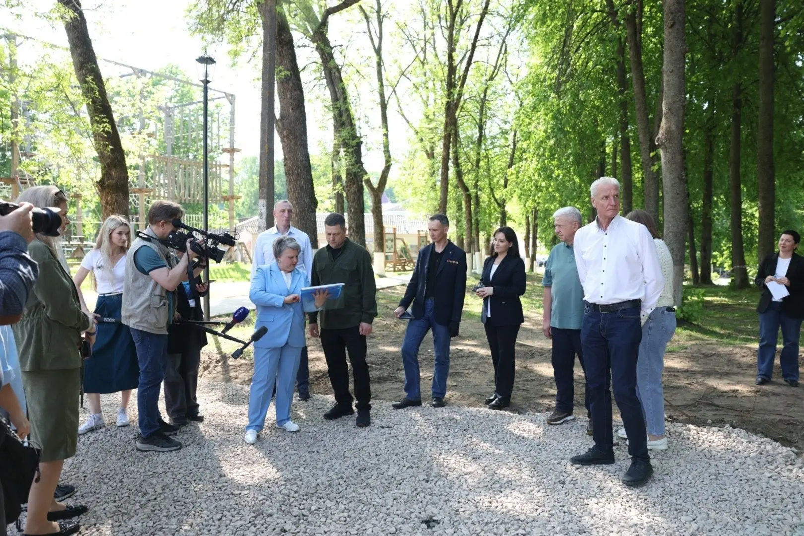 ✍️ Губернатор Псковской области Михаил Ведерников в ходе рабочего визита в Пушкиногорский район посе