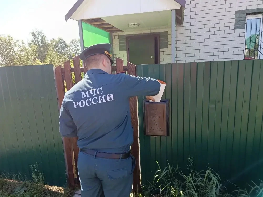 На пригородной территории района в с.Власиха продолжаются рейдовые мероприятия по профилактике пожар