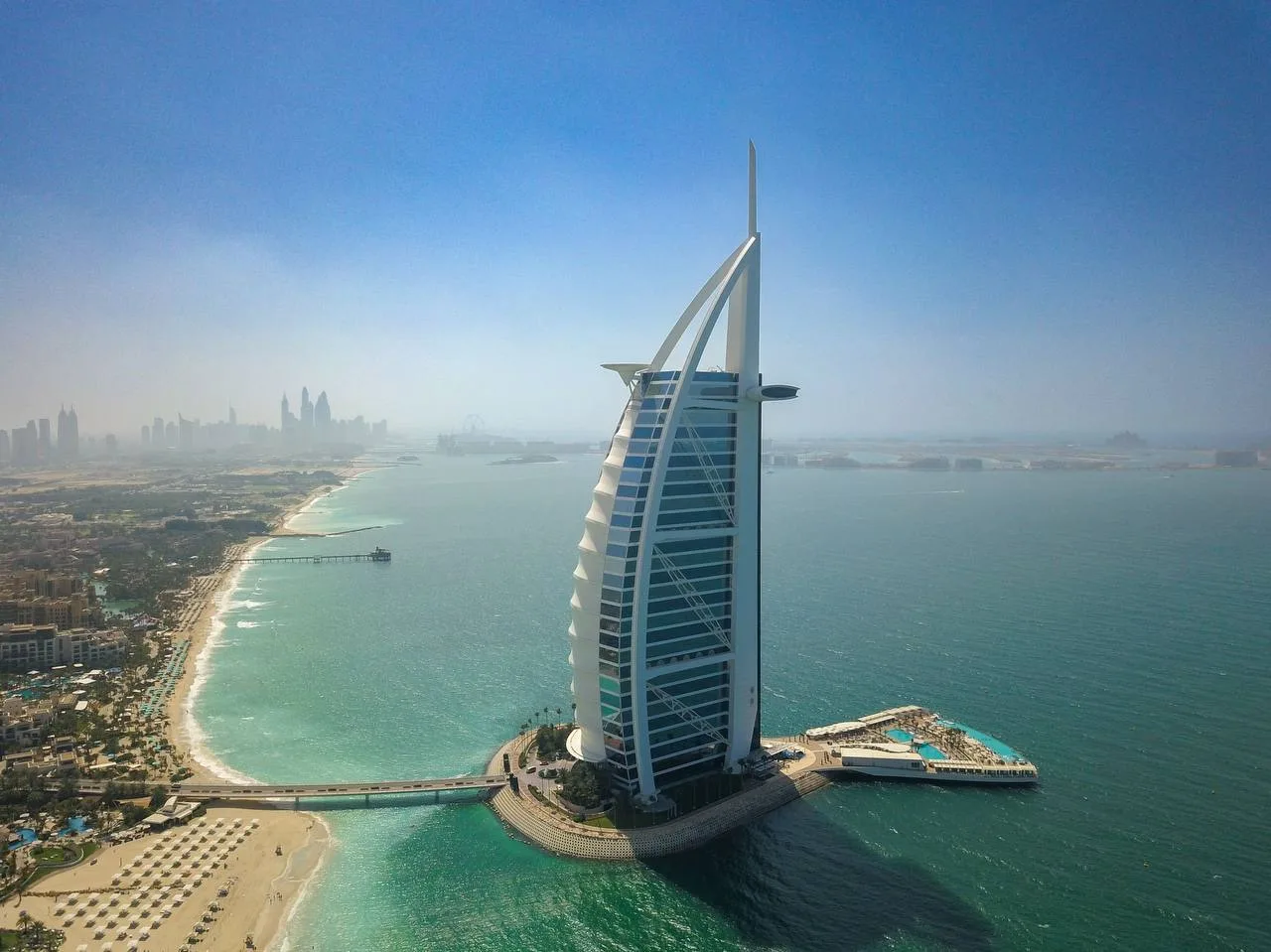 Знаменитый Парус — Burj Al Arab — будет недоступен еще год❗️