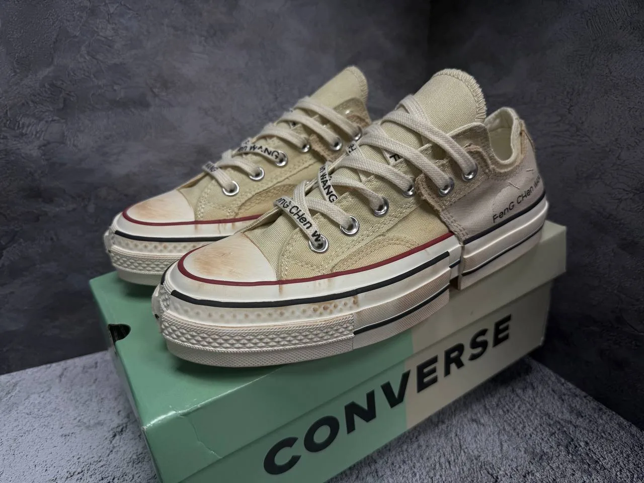 CONVERSE