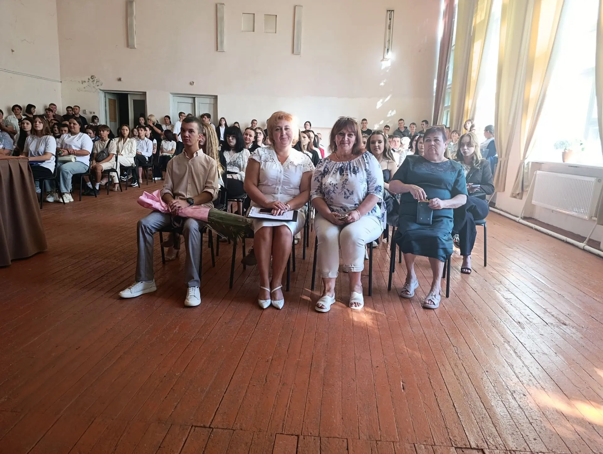 🎉 День знаний в ГБПОУ «Старобешевский многопрофильный техникум»!