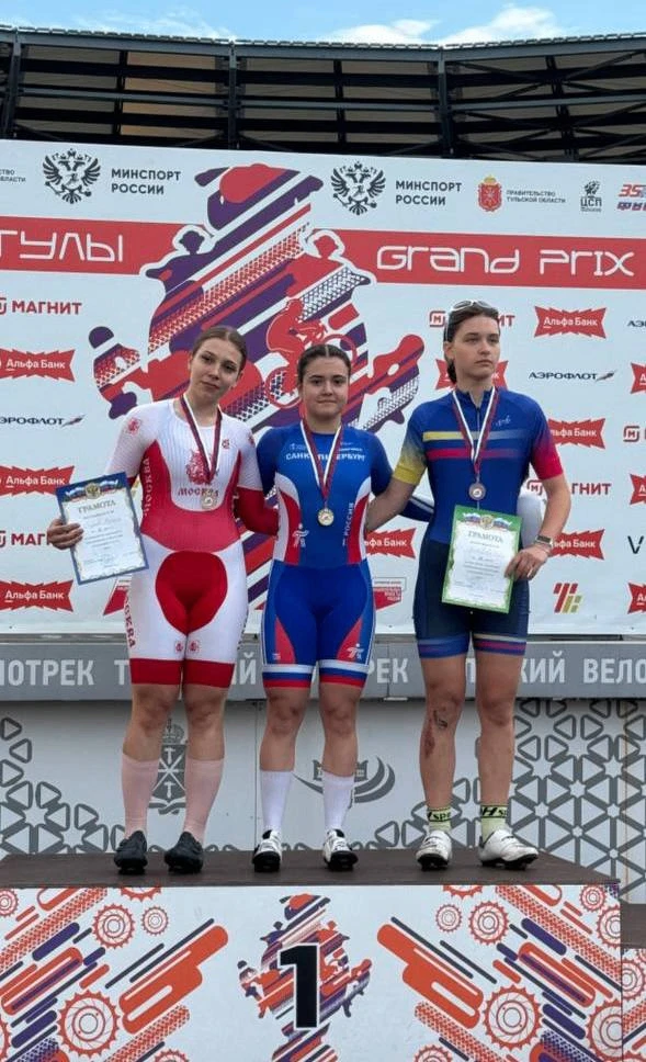 🚴‍♂️ Тульский трек набирает обороты

На велотреке в Туле продолжаются Всероссийские и региональные 