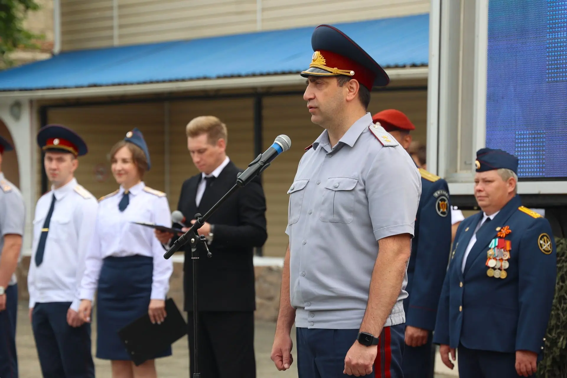 В Красноярске стартовал финал Всероссийского конкурса «Виват, офицеры!»
 
Торжественная церемония от