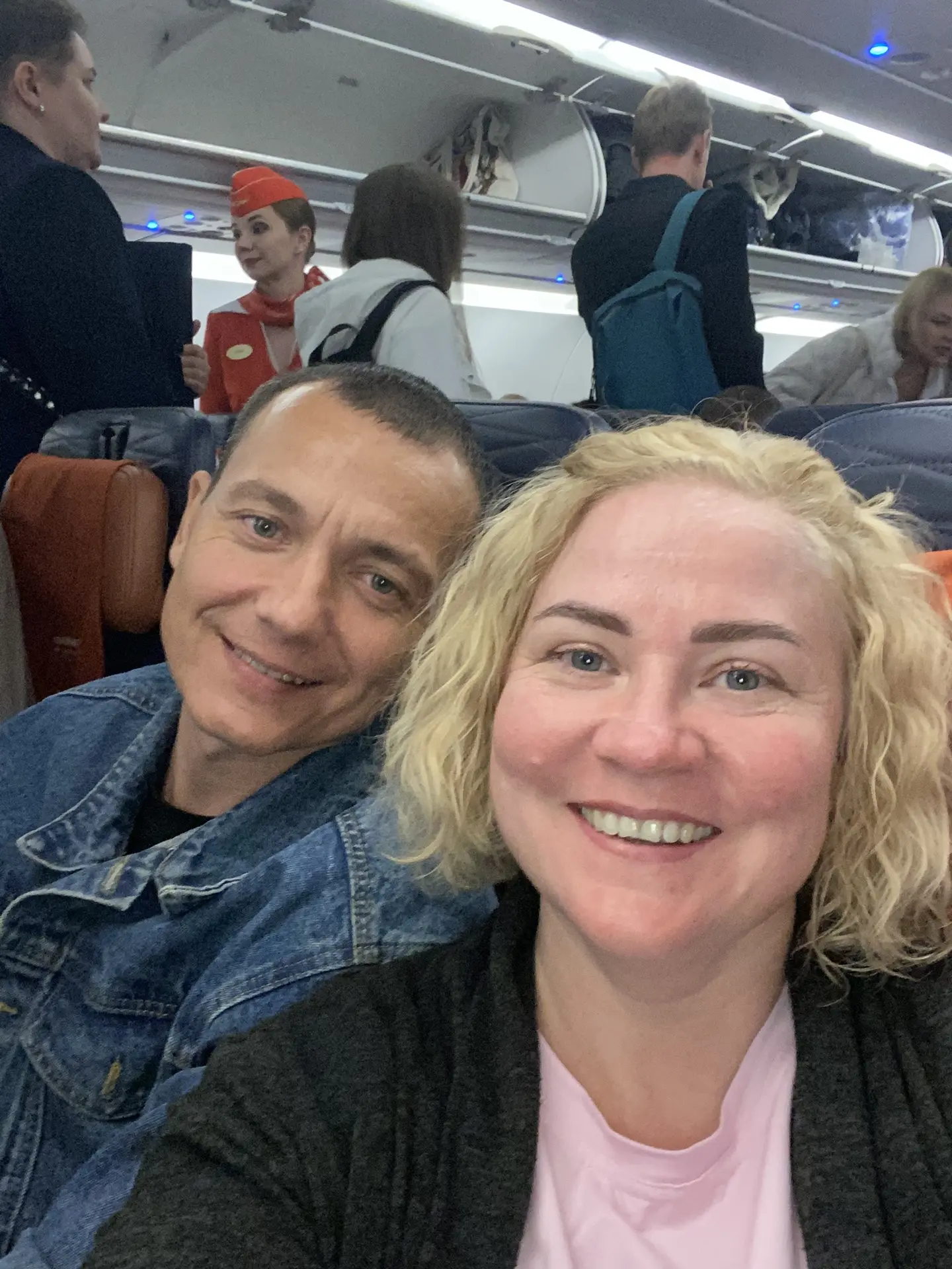 Ну что, мы помчали 🛫 в очень неожиданное путешествие. Обожаю спонтанные поездки.