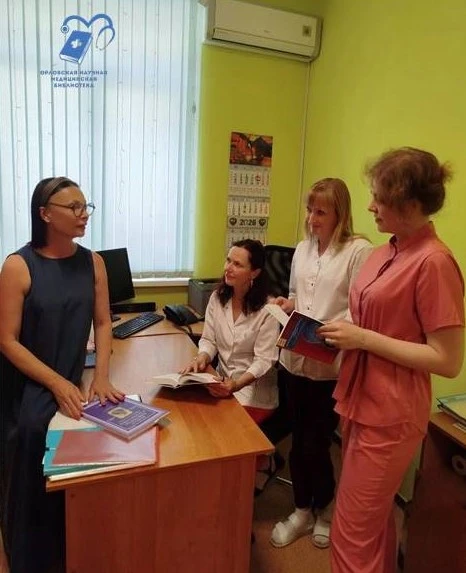 Лето и риск инсульта: скрытая угроза
Лето ассоциируется у нас с отдыхом, солнцем и отпусками. Однако