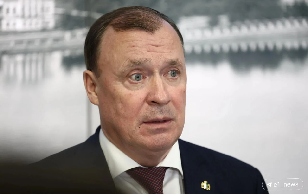 Мэр Екатеринбурга сломал ногу  Всё произошло с Алексеем Орловым во время игры в волейбол. Пока что о
