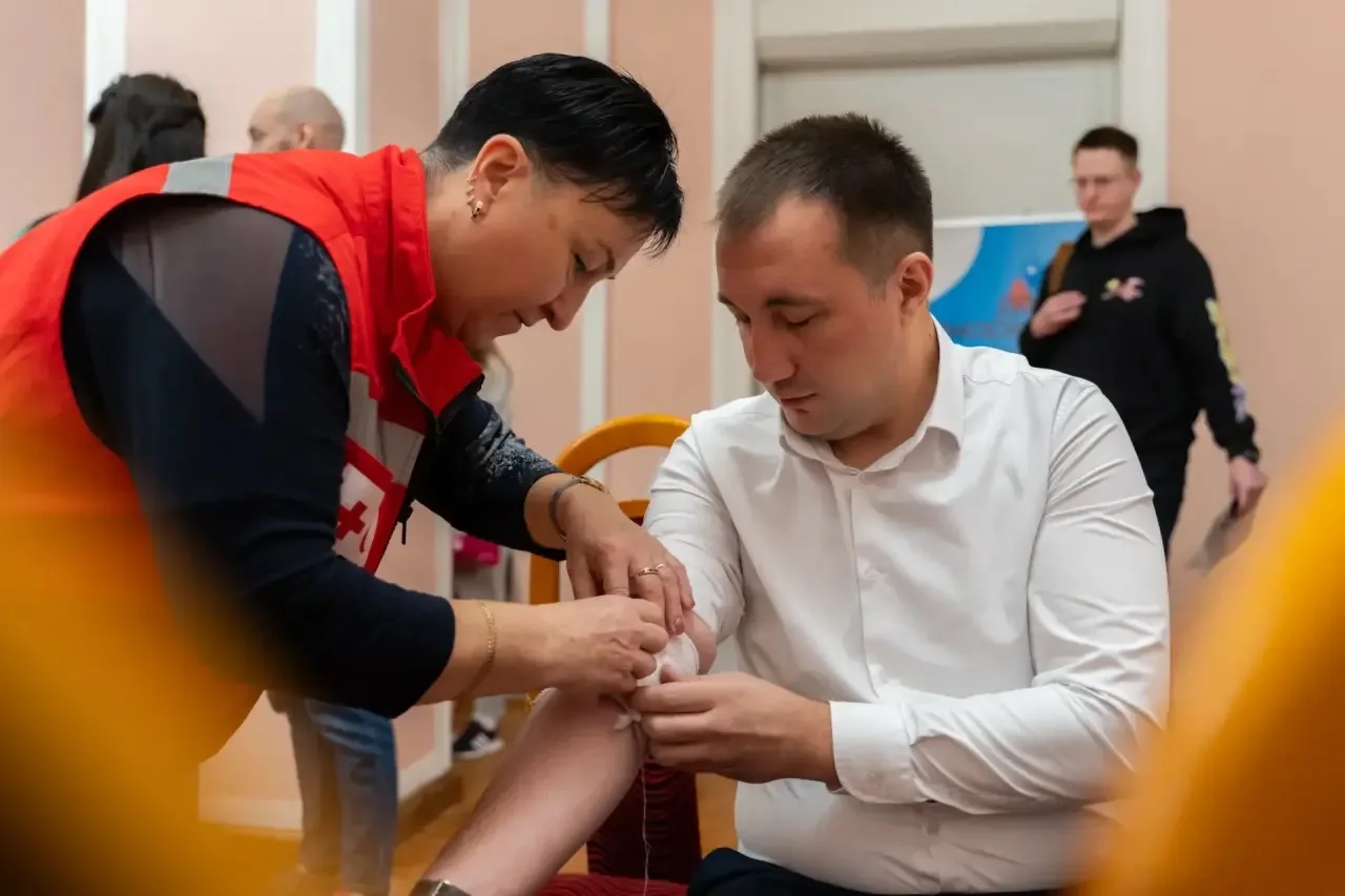 🩸 Сегодня во всем мире отмечается День донора крови

🏥 От всей души поздравляю с этим праздником н