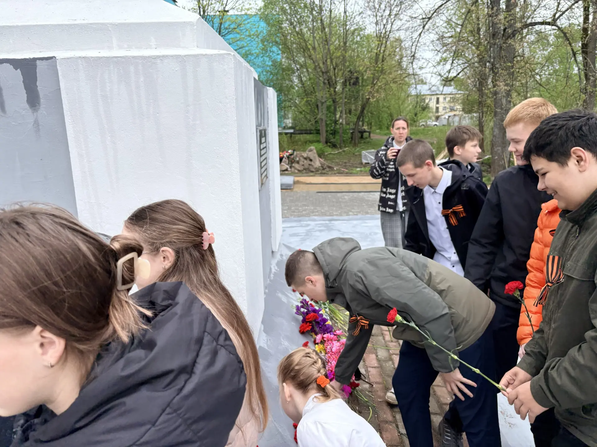 🇷🇺 Сегодня, 8 мая, у бюста Игоря Михайловича Бойцова состоялся торжественный митинг.  В преддверии Д