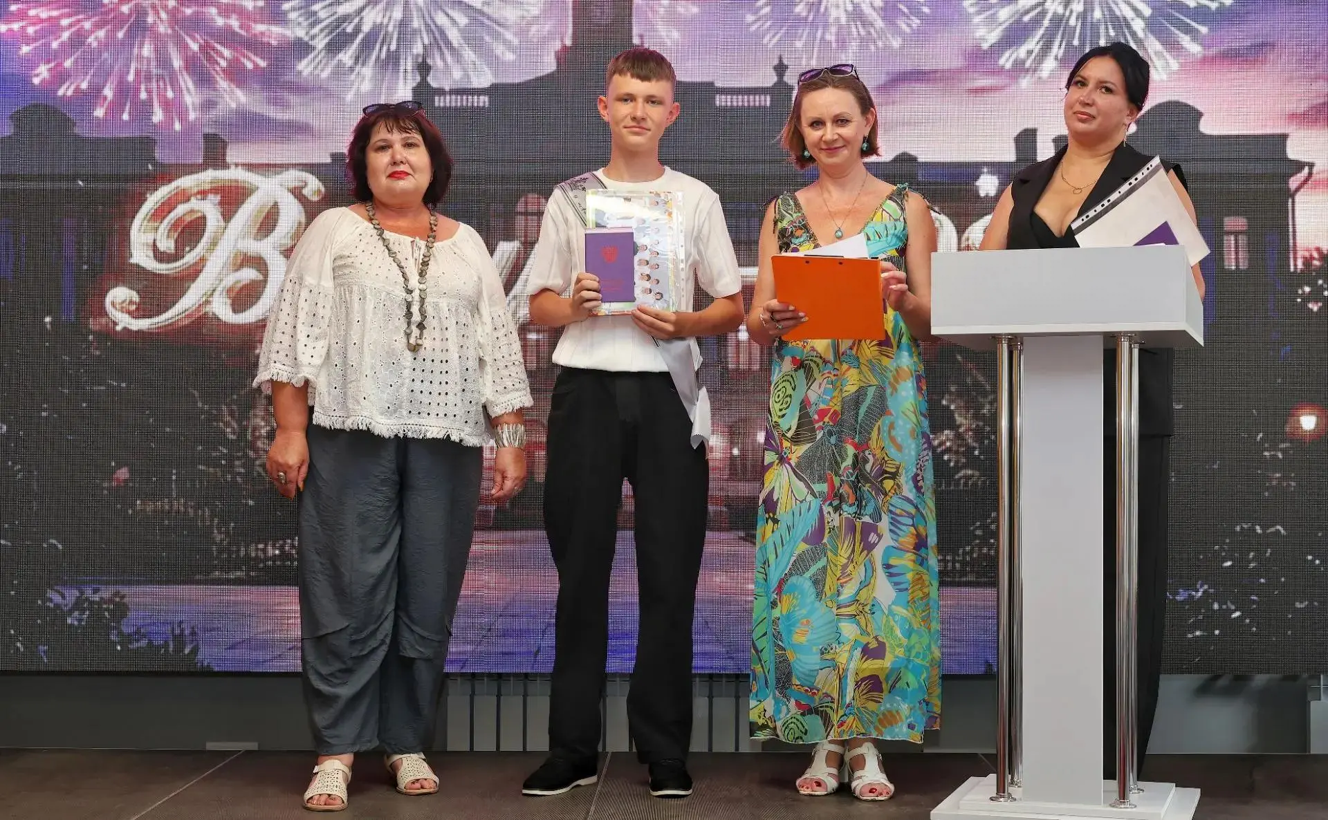 ✨ С некоторым опозданием, но спешим сообщить, что 4 июля состоялось торжественное вручение аттестато