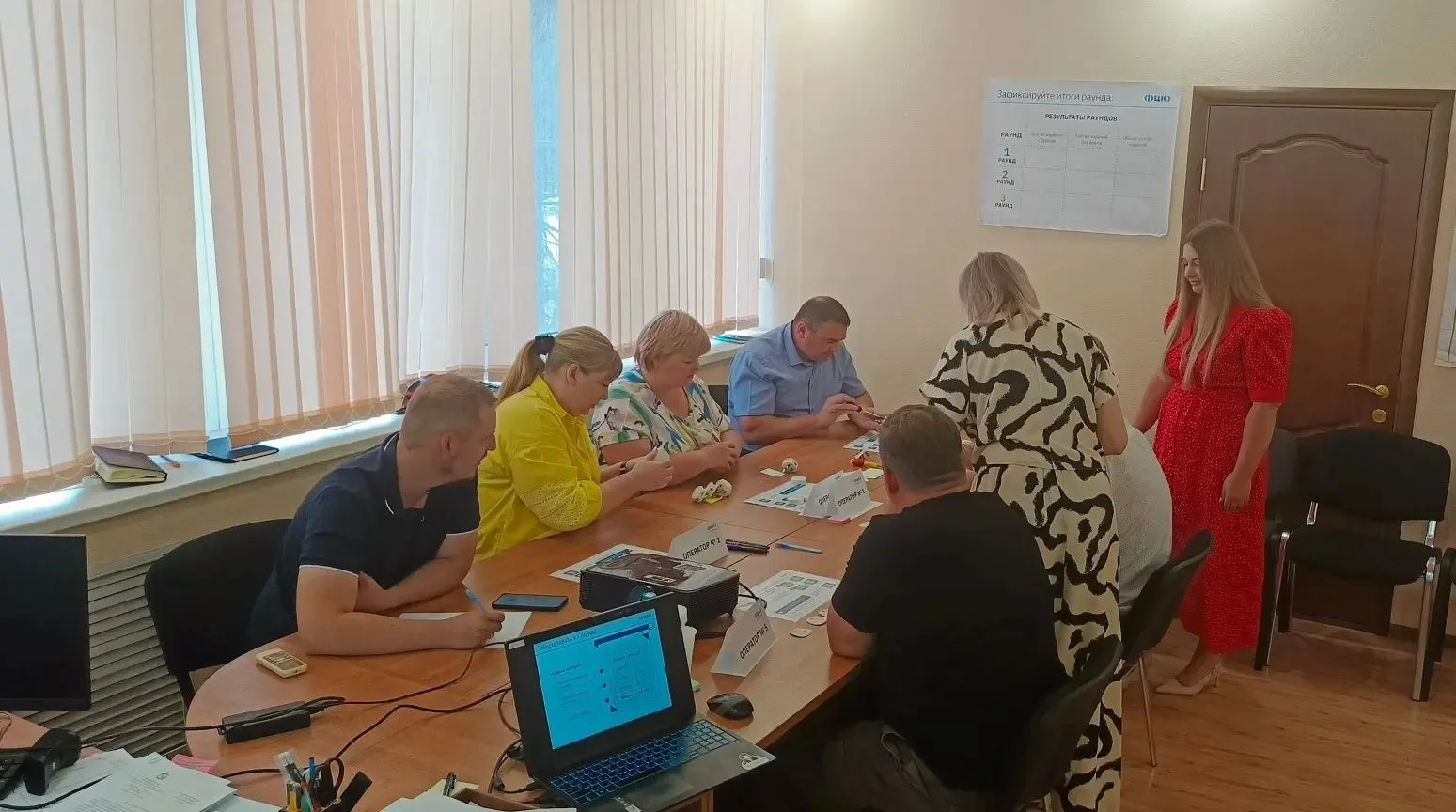 🚛 Сотрудники АО САБ по уборке г. Курска проходят обучение инструментам бережливого про...