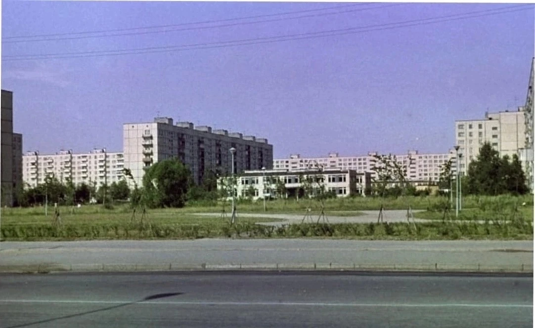 🎞 Улица Веры Слуцкой на снимке 1989 года