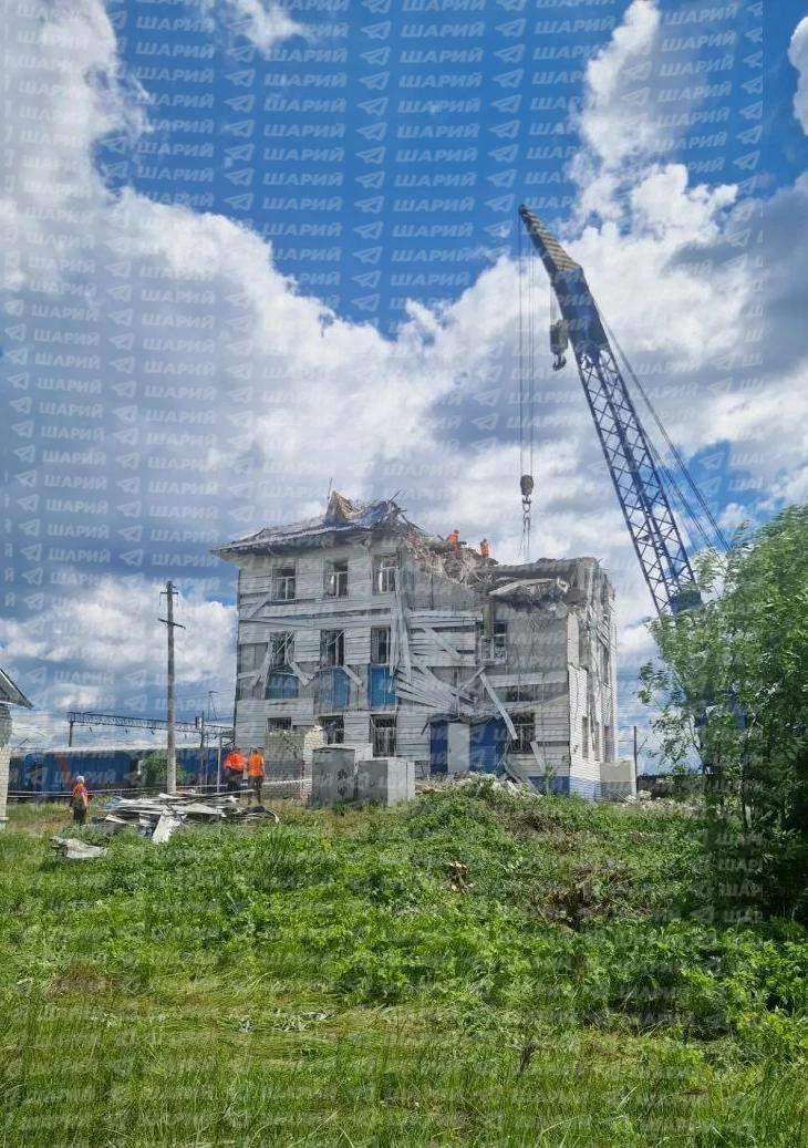 Момент прилёта БПЛА по железнодорожной станции Брянск-2.