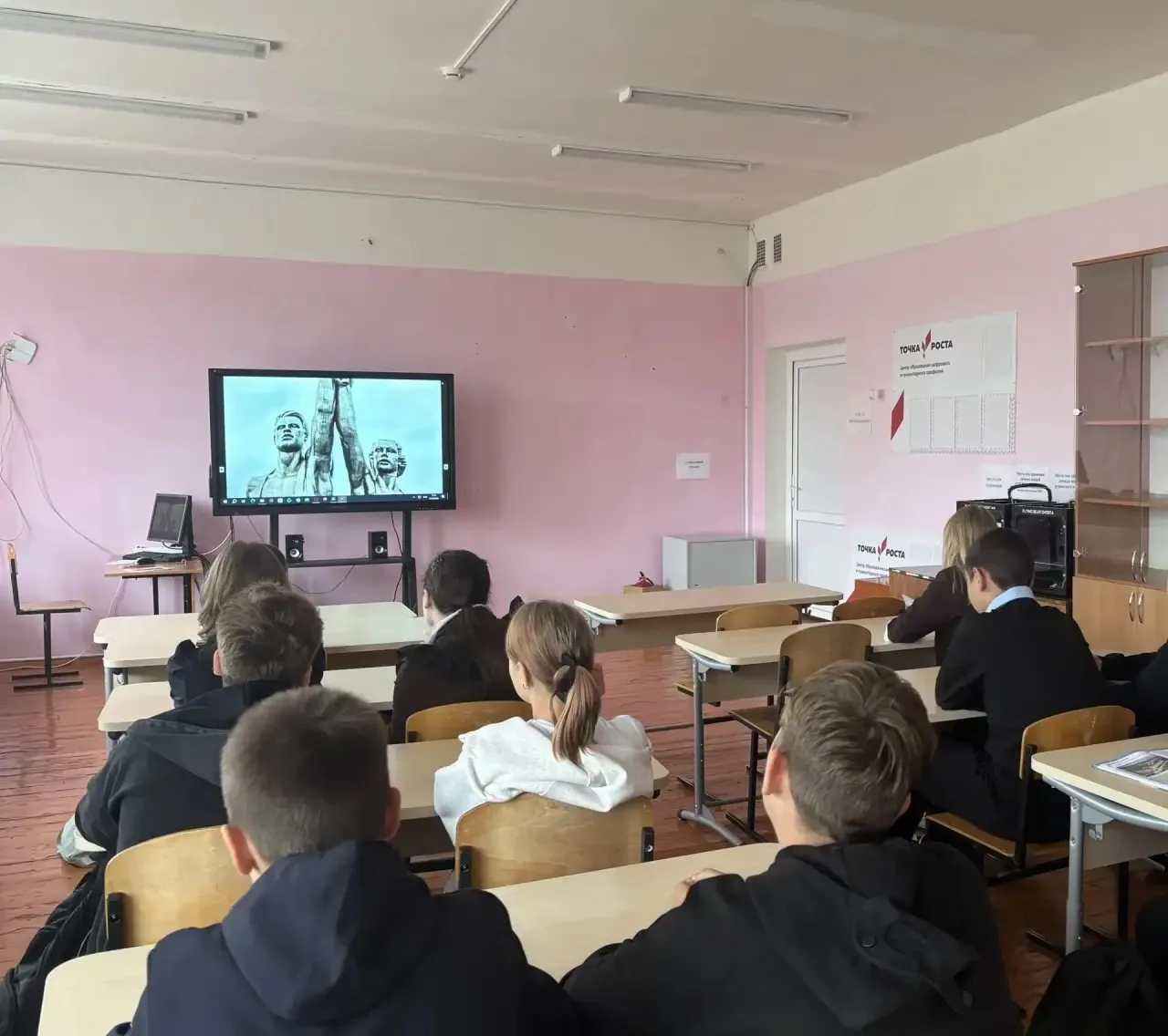 24 сентября наши 6–11 классы совершили настоящее путешествие в самое сердце российской ...