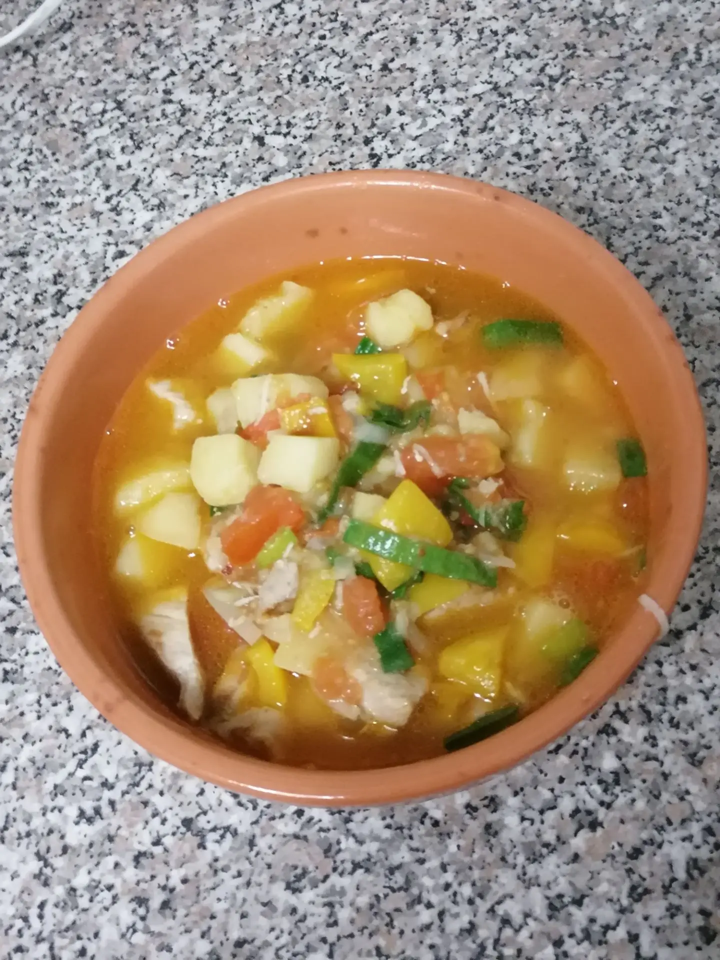 Картошка тушеная с помидорами и сладким перцем