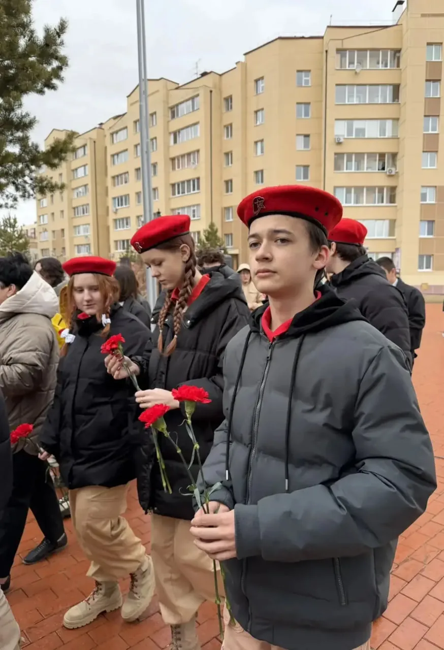 ЮНАРМЕЙЦЫ ПРИНЯЛИ УЧАСТИЕ В ТОРЖЕСТВЕННОМ МЕРОПРИЯТИИИ В ЧЕСТЬ 40-ЛЕТНЕГО ЮБИЛЕЯ СОВЕТА ВЕТЕРАНОВ  В