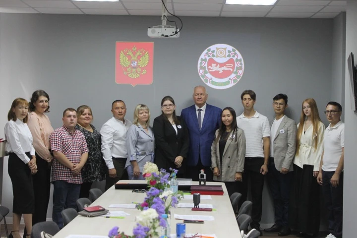 Накануне были подписаны трёхсторонние соглашения между Министерством образования и наук...