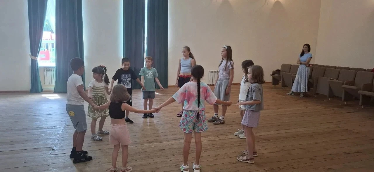 🌼🌈 17 июня 2026 года, в зале Синегорского сельского клуба для ребят, посещающих лагер...