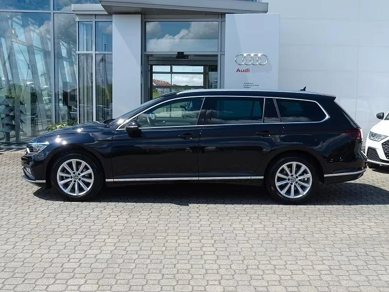 🇩🇪 Немецкое качество без компромиссов: VW Passat Variant (2023)  Ищете идеальный автомобиль для семь