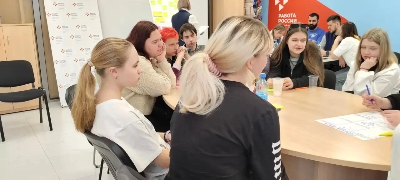 На этой неделе прошло мероприятие “ПРОмолодёжь: Как нам вас понять?”.  Это событие стало площадкой д