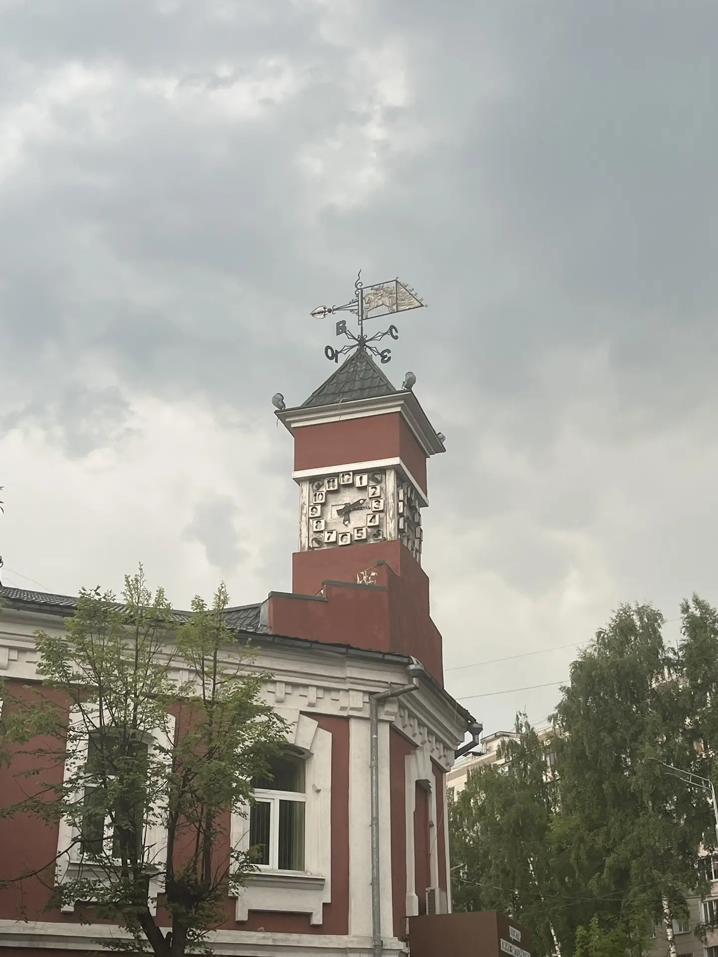 Посетил худший город в своей жизни – Клин. Не хочу обижать чью-то Родину, но это правда полный пизде
