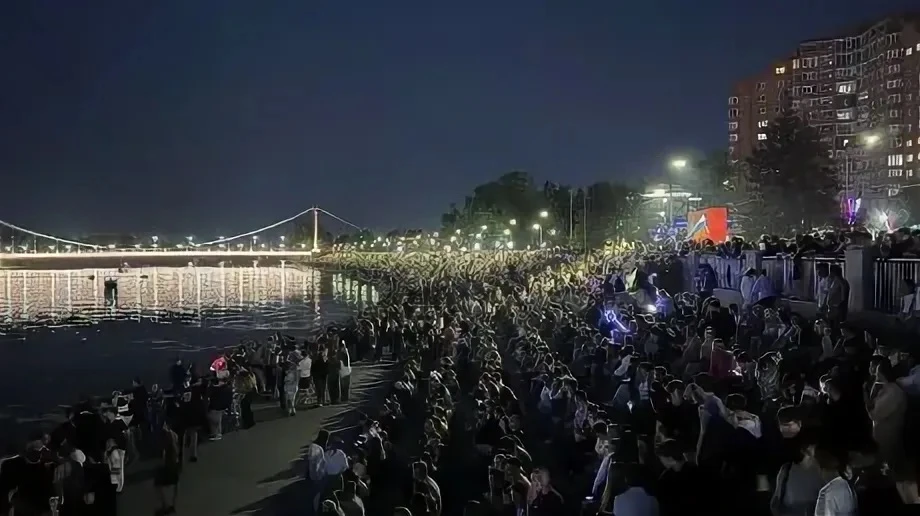 🇷🇺 День России в Пензе: куда сходить 12 июня?

📍 Улица Московская
• Фестиваль народных промыслов 