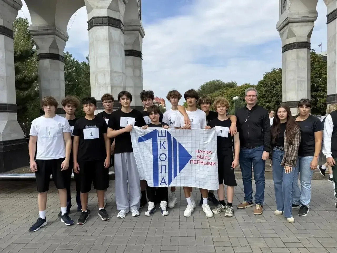 🏆 Вошли в десятку лучших! Гордимся нашей командой
