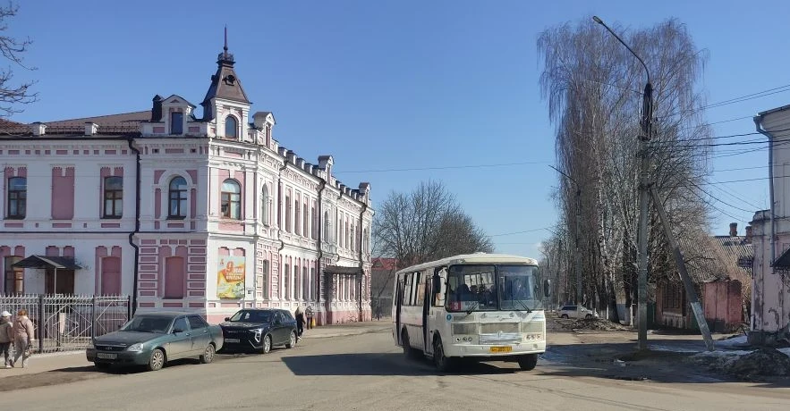 Расписание автобусов пригородного сообщения Новозыбковского ПАТП  с 9 по 11 мая: