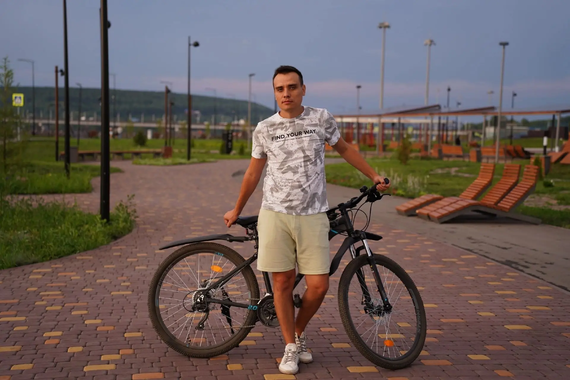 🥳Сегодня мы поздравляем с Днём рождения Андрея Сергеевича Данилова, педагога дополнительного образо
