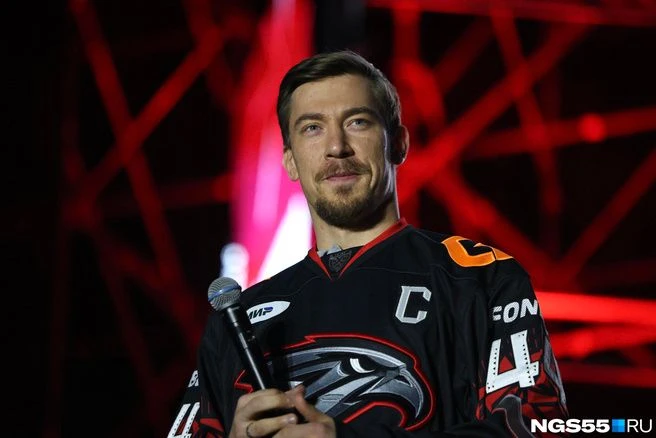 🏒 Капитан «Авангарда» Дамир Шарипзянов вернулся на лед после травмы. Об этом сообщили ...