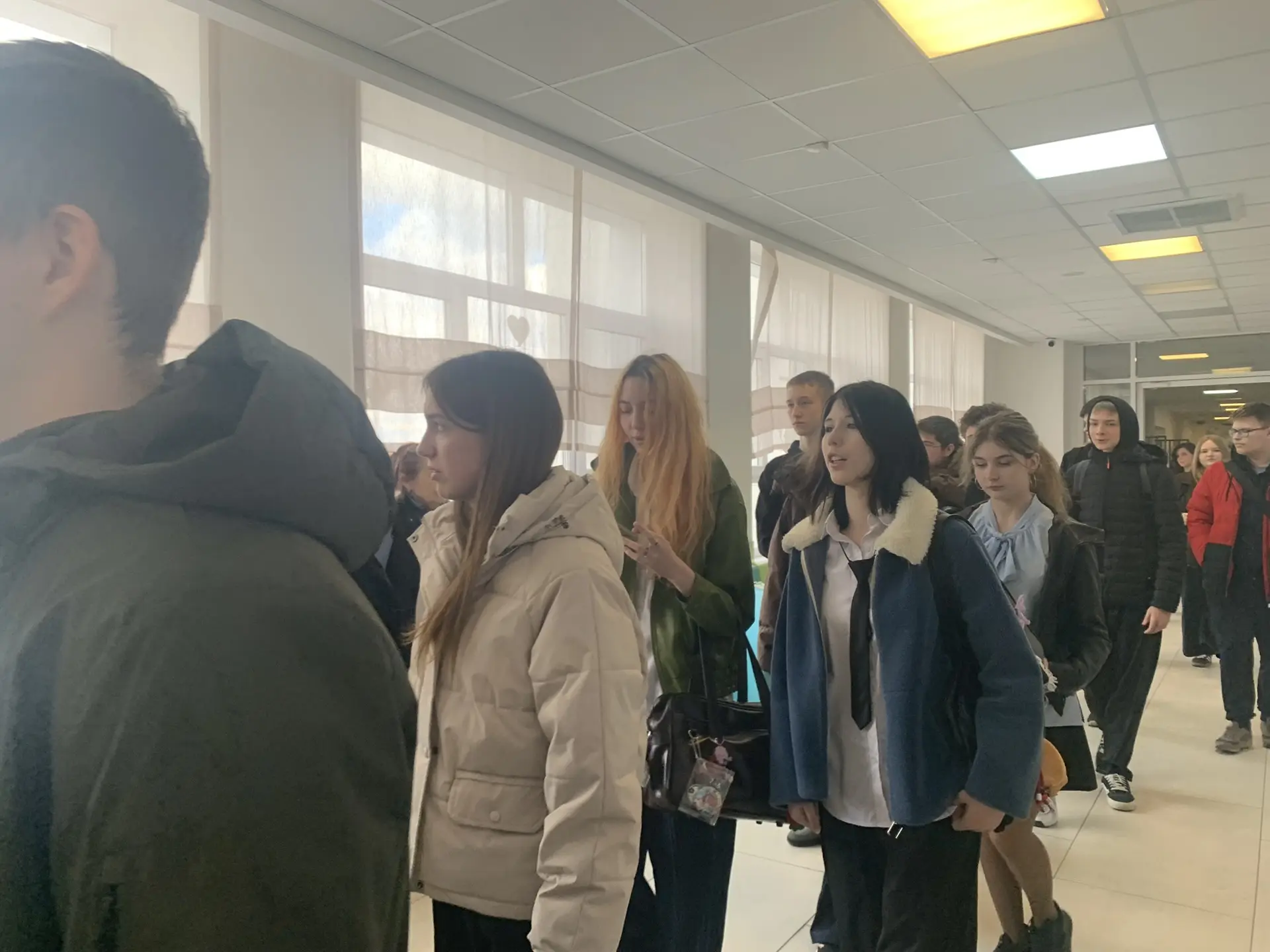 21 апреля в МБОУ «НОЦ» прошли учения на случая возникновения чрезвычайных ситуаций.  Педагоги и сотр