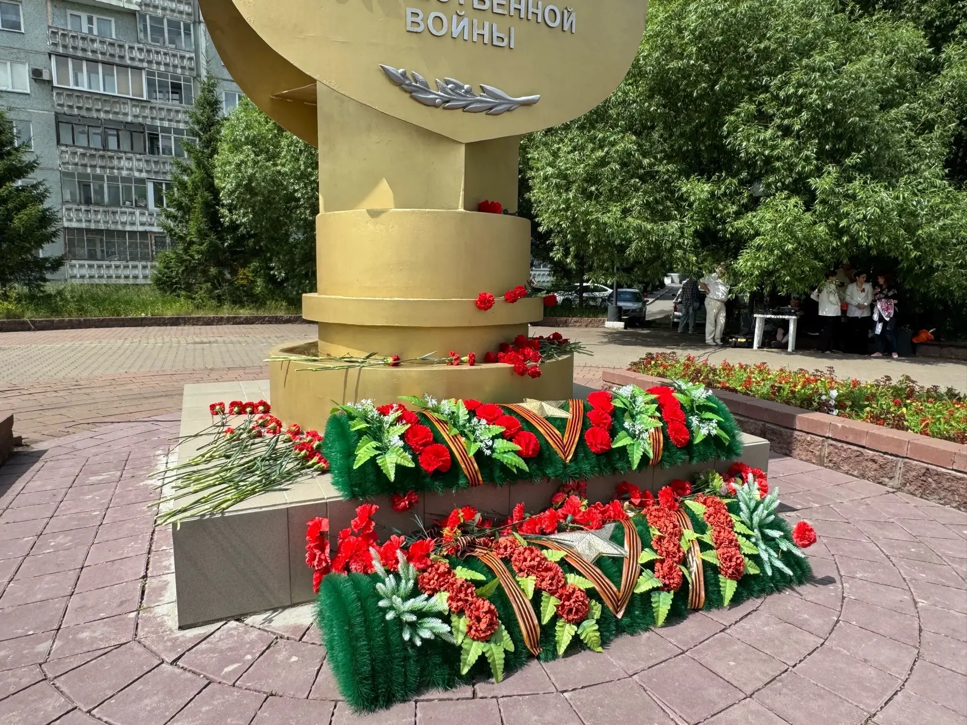 🇷🇺🕯️22 июня - День памяти и скорби

Ровно 85 лет назад началась Великая Отечественная война. С 19