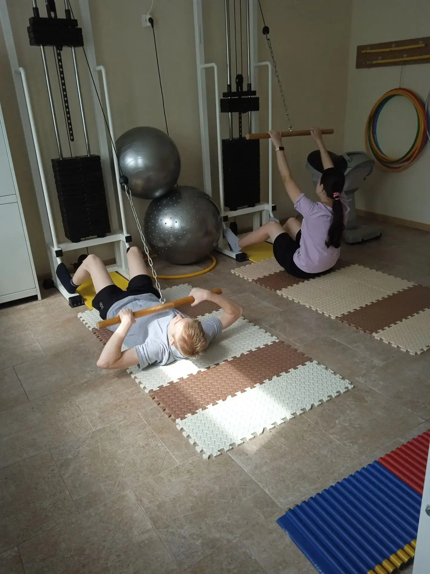 🏋️‍♂️ РЕАБИЛИТАЦИЯ НА ШВЕДСКОЙ СТЕНКЕ: СИЛА, ЛОВКОСТЬ И УВЕРЕННОСТЬ