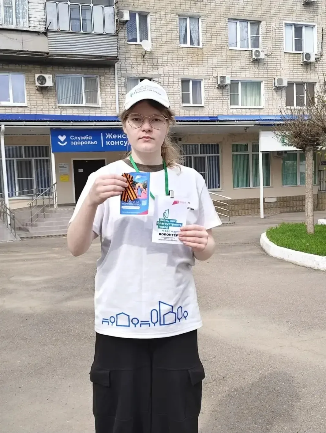 Кто, если не мы?

Каждый хочет гулять по современным набережным и освещённым улицам. Но мечты сами н