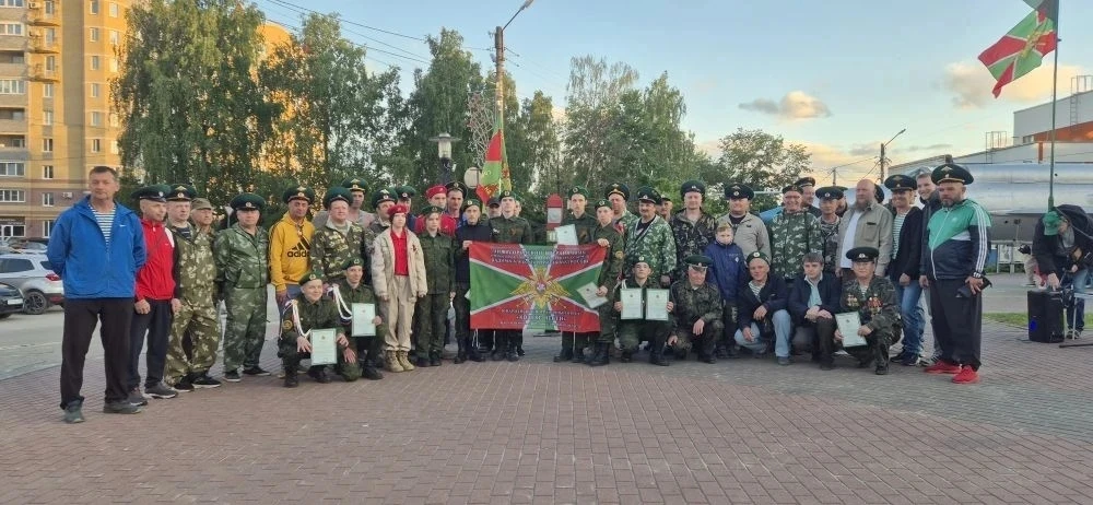 Торжественный «Боевой расчёт» накануне Дня пограничника прошёл на Бору! 🎖🚩

🗓 27 мая 2026 года, Н