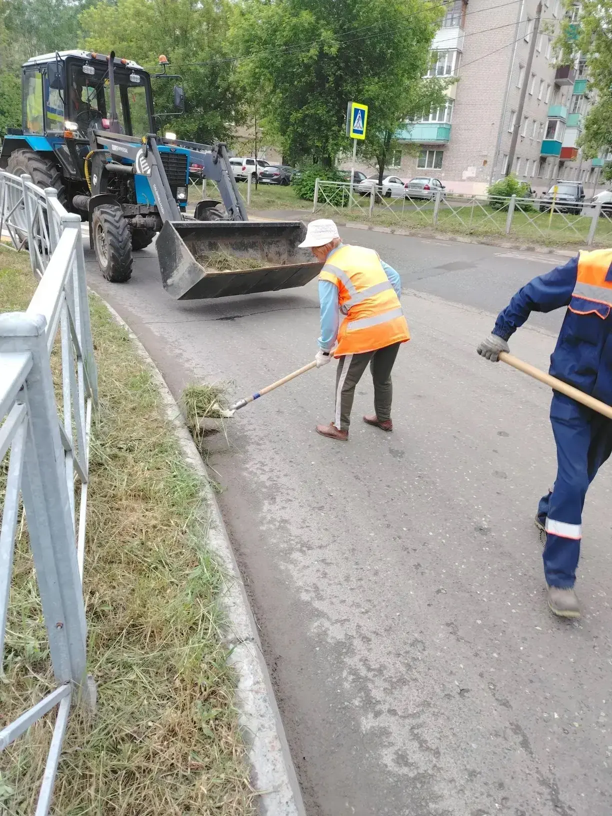 Курс на чистоту: как преображается Добрый Советский 🚜💚  Вы наверняка замечали на улицах ребят в ярки