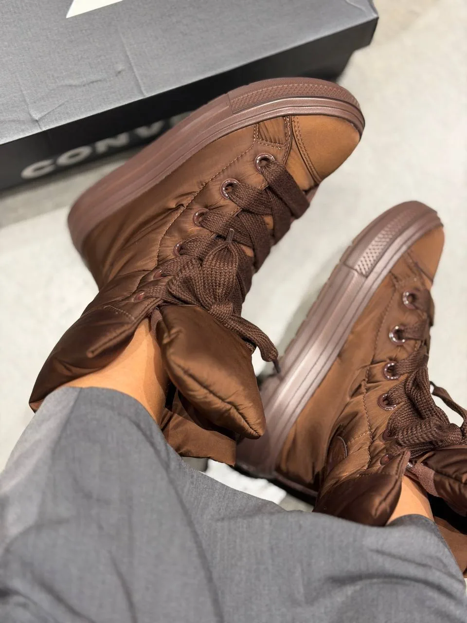Converse