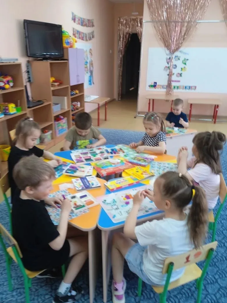 В дошкольном возрасте дети активно познают окружающий мир. Они часто задают вопросы: ка...