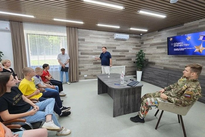 В России стартует акция «Служу Отечеству»
 
По всей стране будут организованы встречи ветеранов и уч