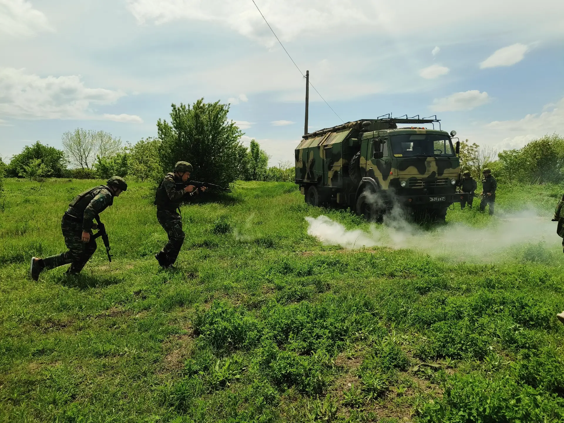 Пока мы едины – мы непобедимы  13 мая на базе полевого лагеря военного училища имени генерала Штемен