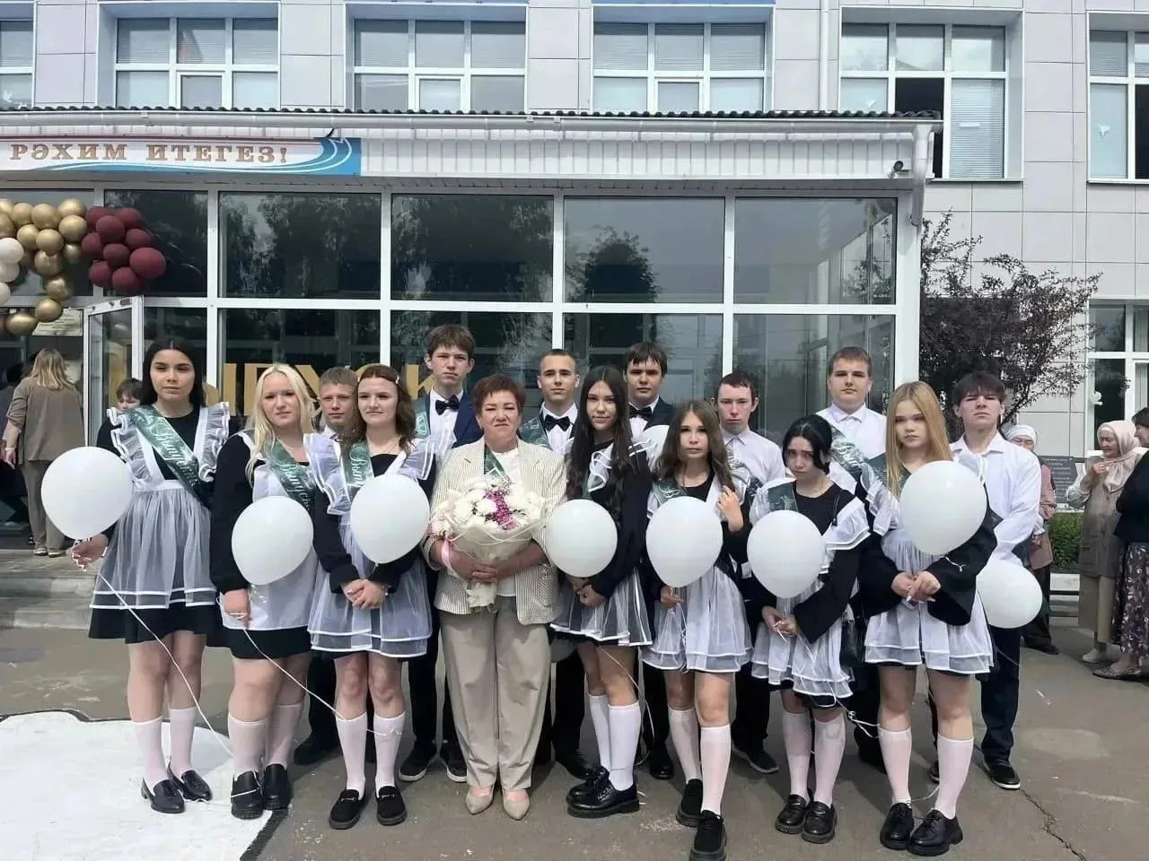 Учитель с душой: как Фаттахова Милеуша Габдрауфовна влюбляет детей в татарский язык.
Сохранить родно