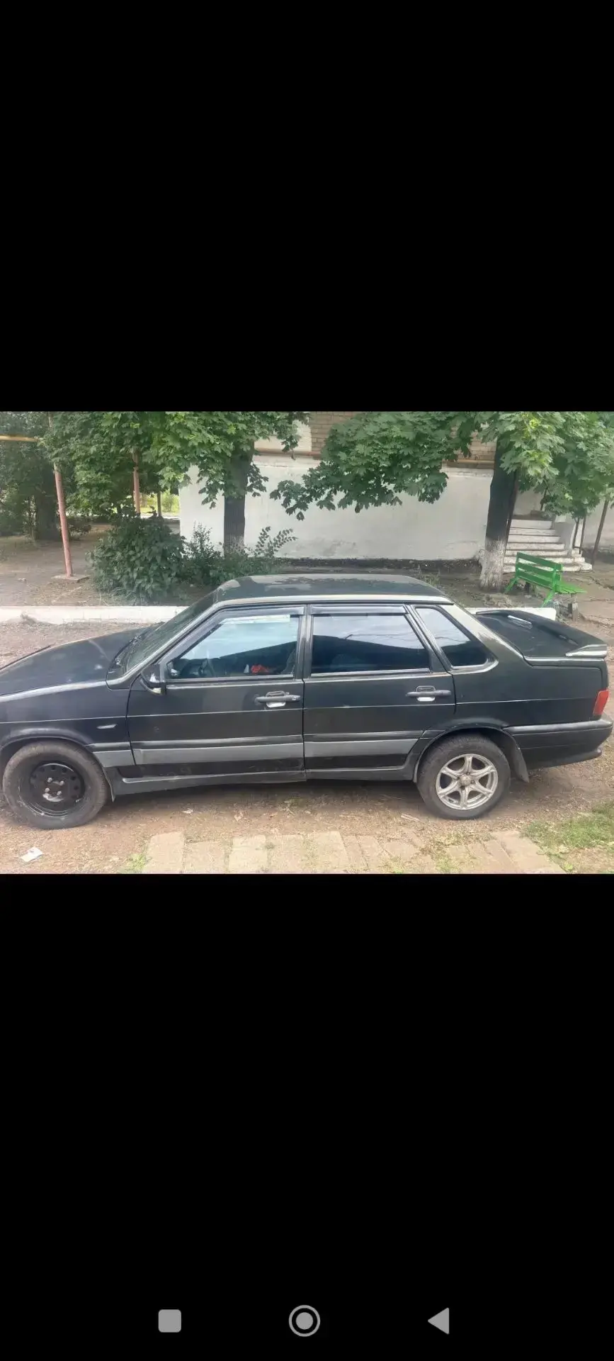 Продам ваз 2115, 2006г.в. газ-бензин. По кузову есть косяки, дно на 5+. Едет бодро.