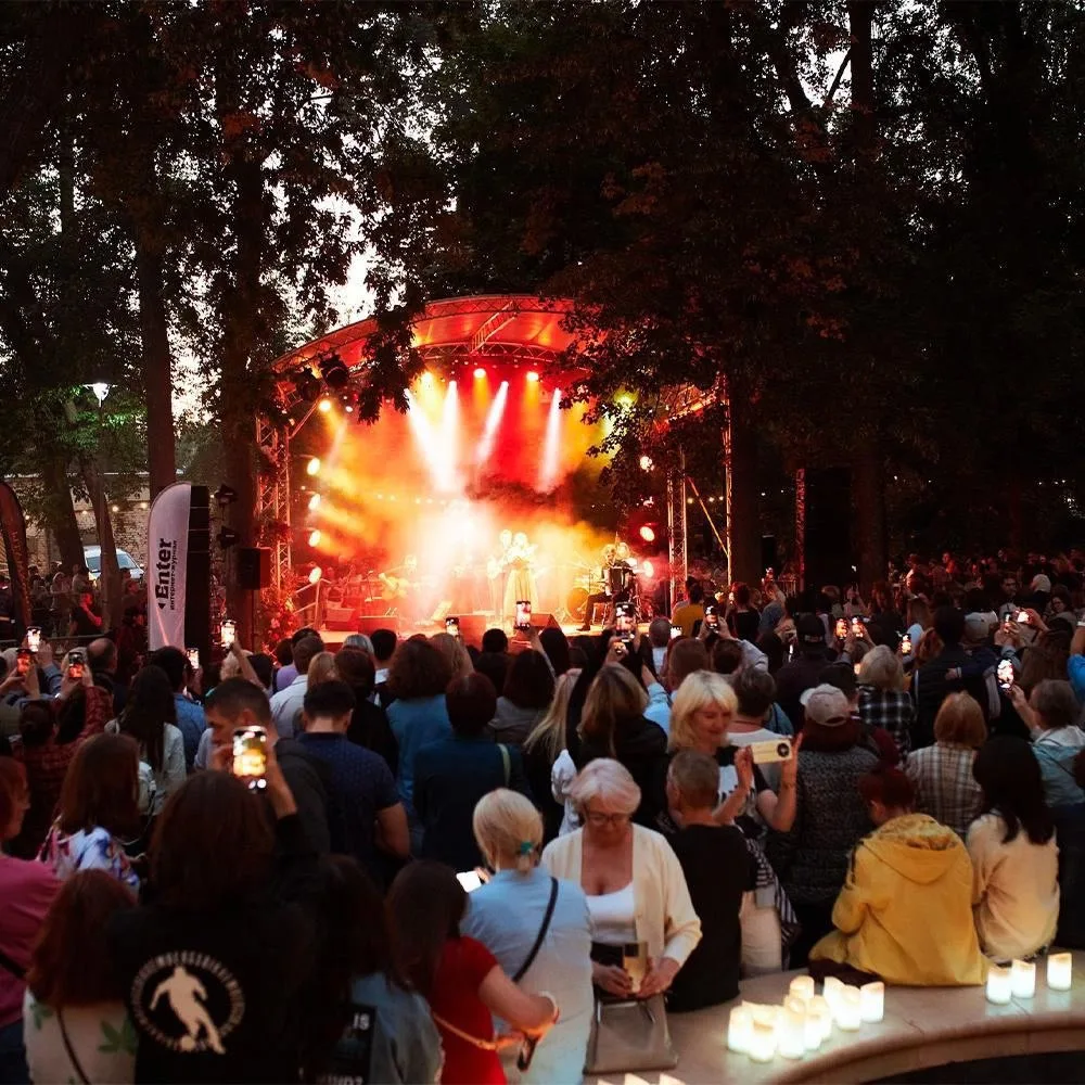 🔥 Большое open-air закрытие сезона на набережной озера Кабан!

Оркестр театра Камала и Союз компози